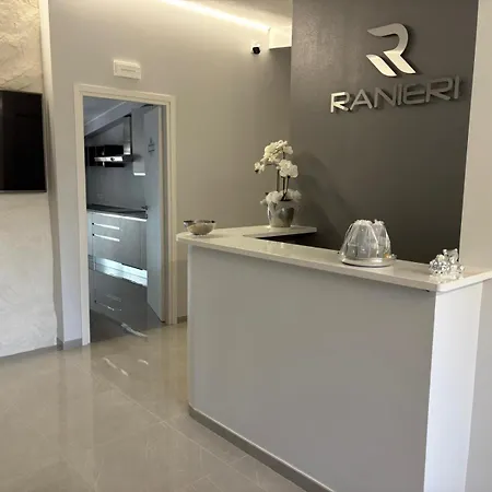 Ranieri בית הארחה